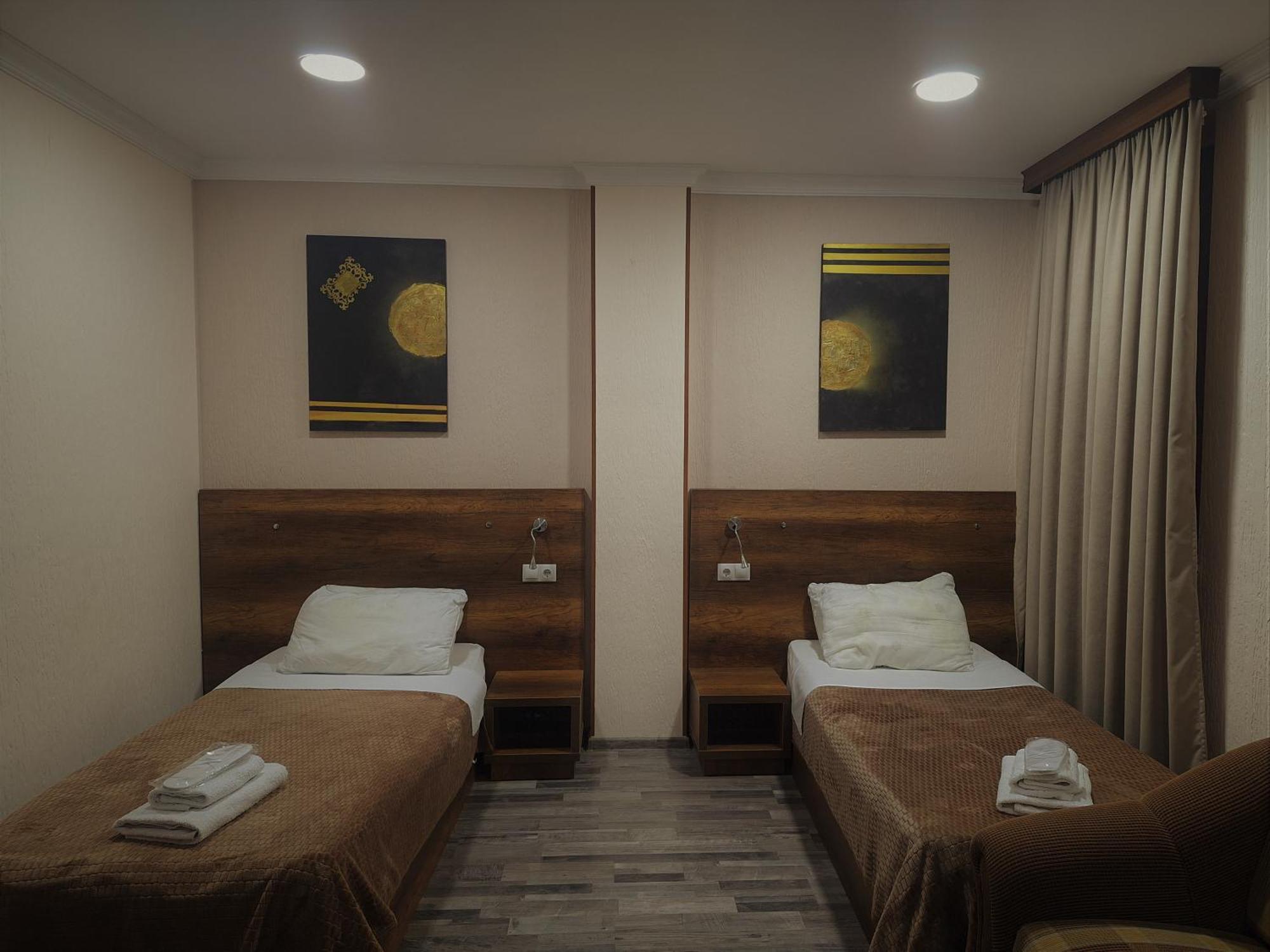 Hotel Georgian Koutaïssi Extérieur photo