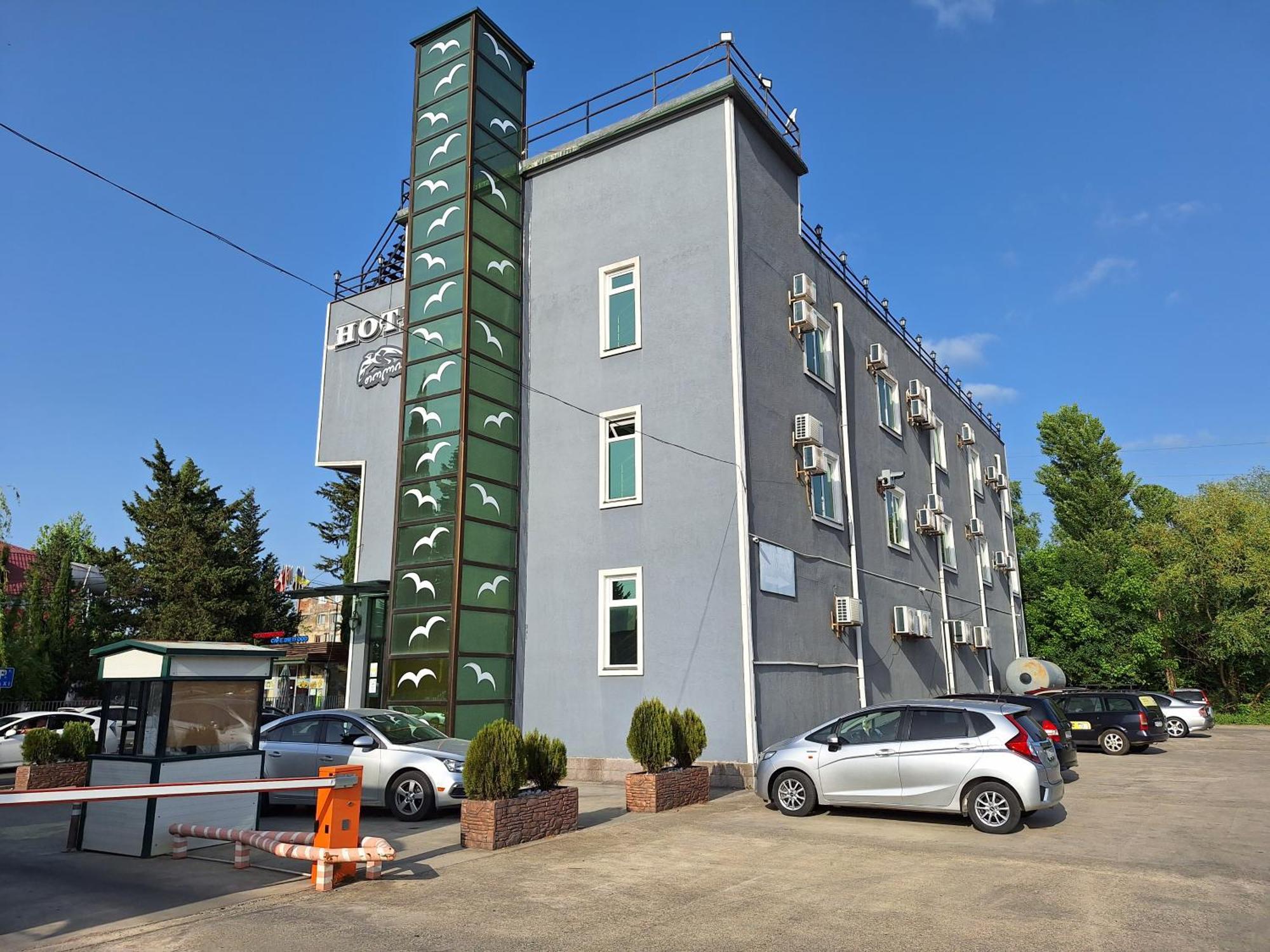 Hotel Georgian Koutaïssi Extérieur photo