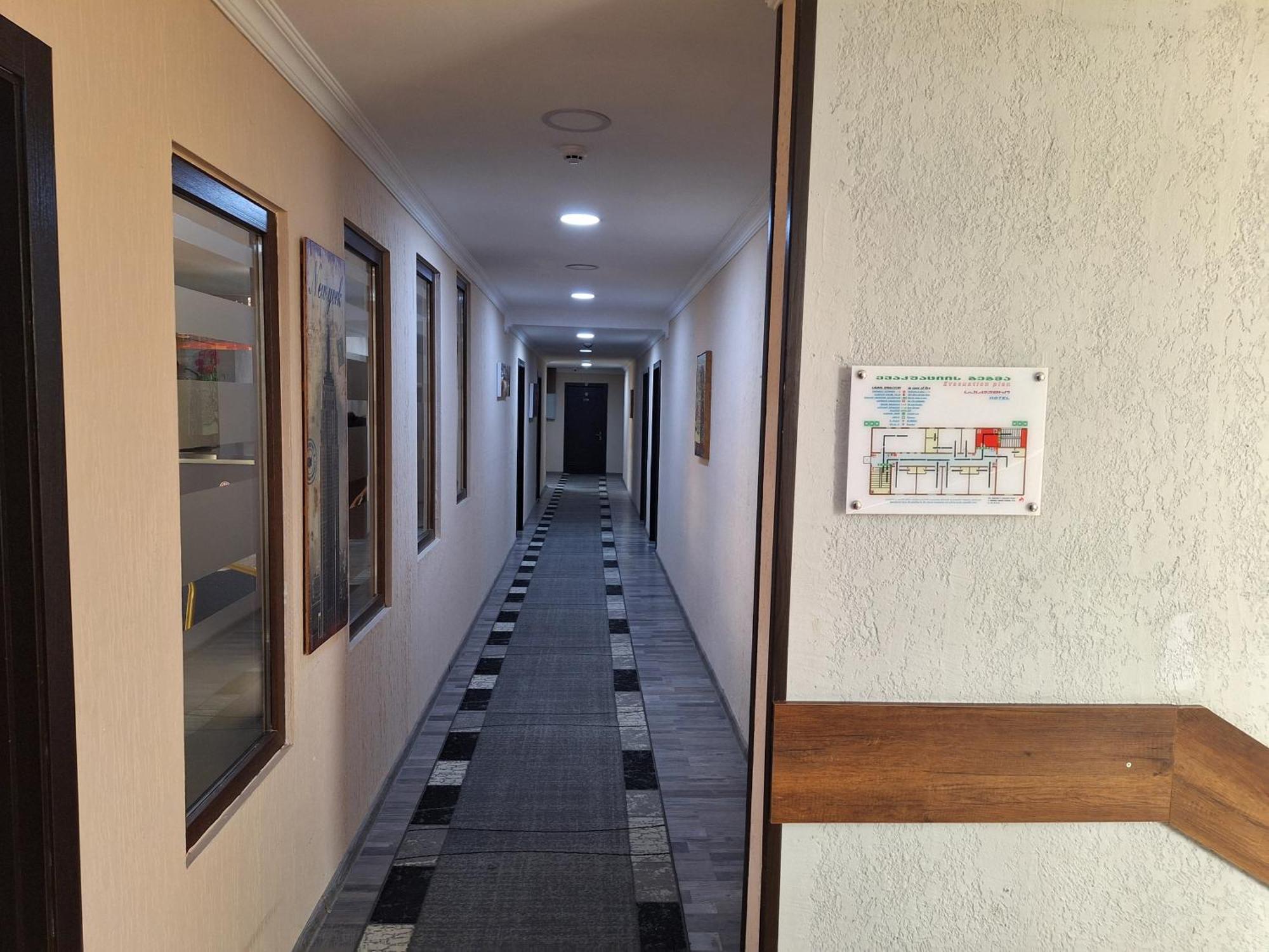 Hotel Georgian Koutaïssi Extérieur photo