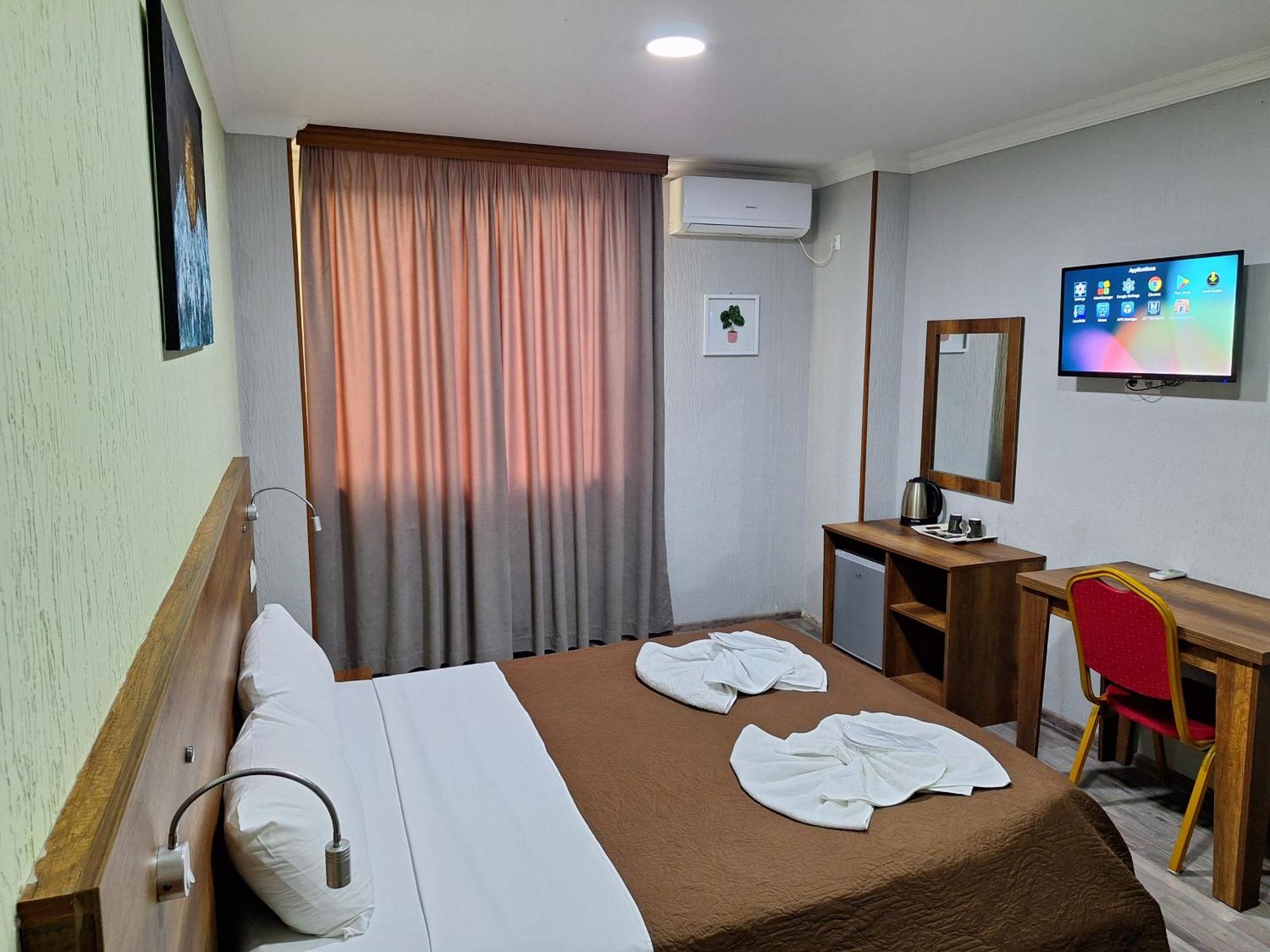 Hotel Georgian Koutaïssi Extérieur photo
