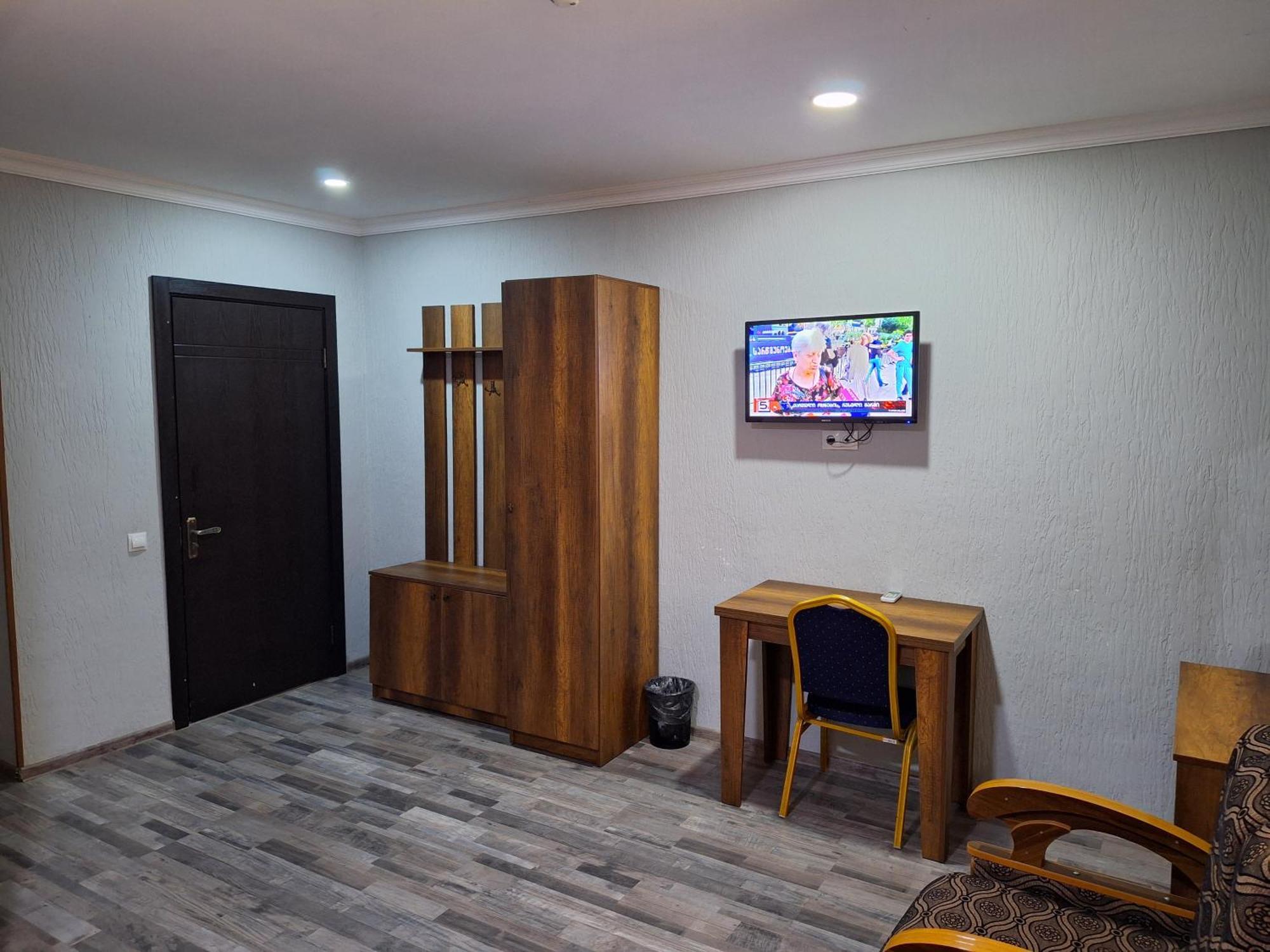 Hotel Georgian Koutaïssi Extérieur photo